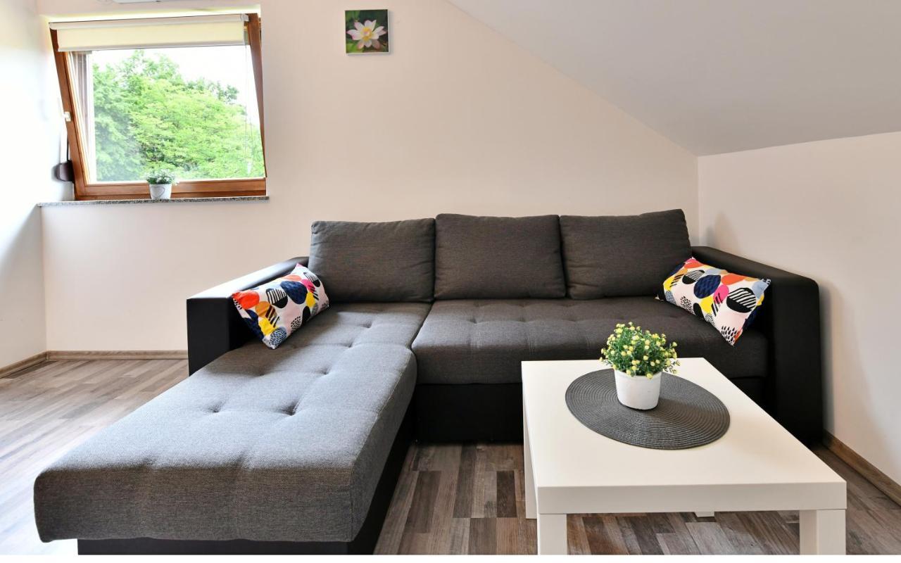 Apartman Mate Rakovica Exterior foto